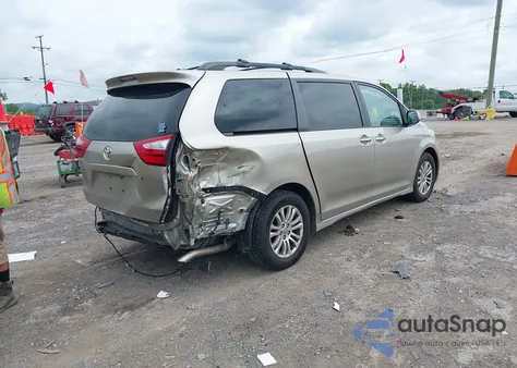 2015 Toyota Sienna Limited 7 Passenger/Limited Premium 7 Passenger/Xle 7 Passenger/Xle 8 Passenger z USA, uszkodzony, nr VIN 5TDYK3DC9FS627434